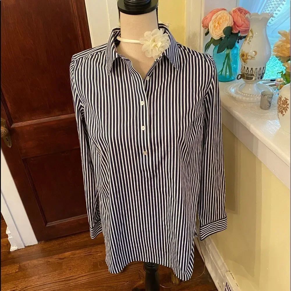 *Talbots* Classic Striped French-Chic Top Sz 6 EUC